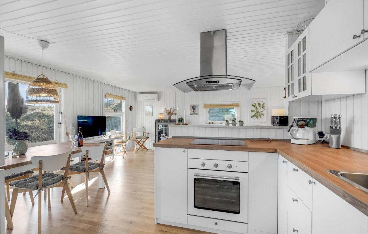 Stunning Home In Fano With House A Panoramic View Εξωτερικό φωτογραφία